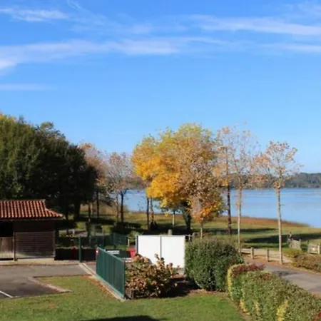 Les Terrasses Vue Et Piscine * Aureilhan (Landes)