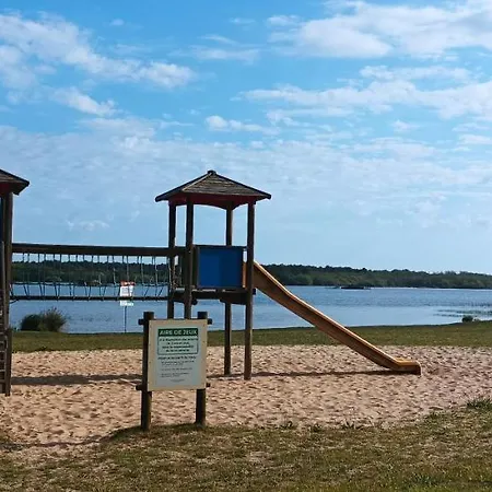 Les Terrasses Vue Et Piscine *